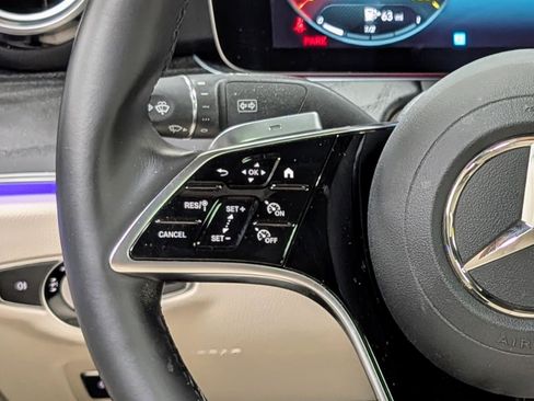 Used 2023 Mercedes-Benz E 350 4MATIC Sedan image 36