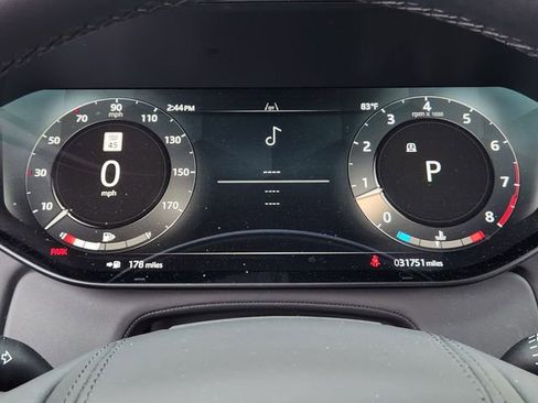 Used 2024 Land Rover Range Rover Autobiography image 15