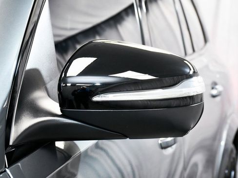 Used 2024 Mercedes-Benz GLS 63 AMG 4MATIC image 85