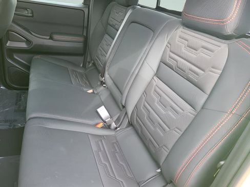 New 2026 Nissan Frontier PRO-4X w/ Pro-4x Convenience Package image 19