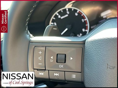 Certified 2026 Nissan Rogue SV FWD image 29