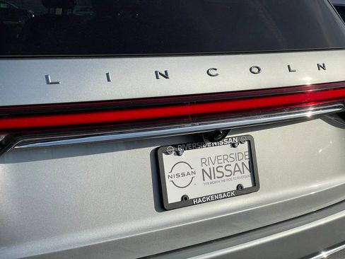 Used 2023 Lincoln Aviator AWD w/ Premium Package image 29