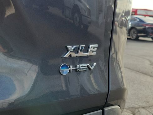 Used 2025 Toyota RAV4 XLE image 7