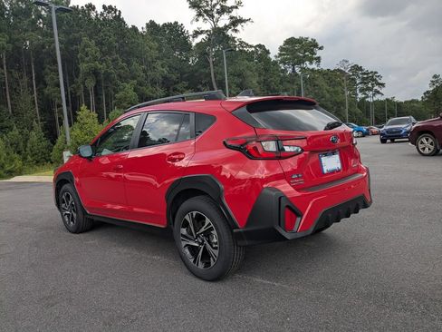 Used 2024 Subaru Crosstrek 2.0i Premium w/ Crosstrek Mirror Package AWD/4WD image 6