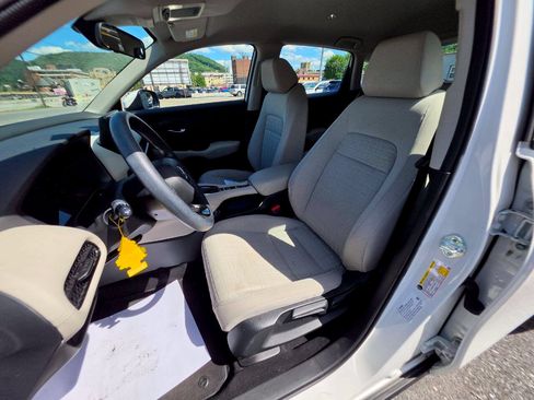 Used 2024 Honda HR-V LX image 14