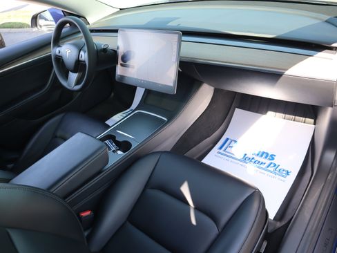Used 2021 Tesla Model 3 Long Range AWD/4WD image 25