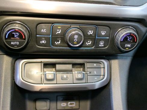 Used 2020 GMC Acadia AT4 w/ GMC Pro Grade Package AWD/4WD image 28