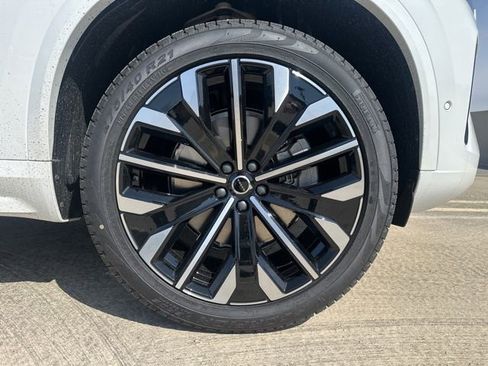 New 2026 Volvo XC90 B6 Ultra w/ Protection Package AWD/4WD image 10