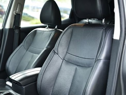 Used 2018 Nissan Rogue Sport SL w/ SL Premium Package image 23