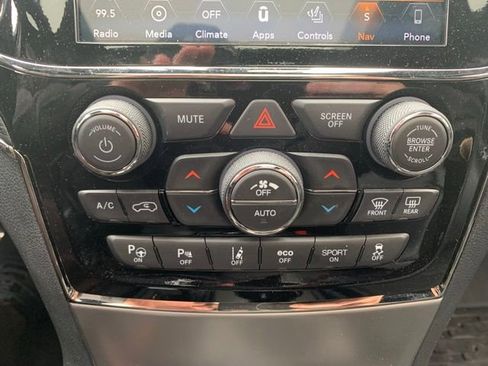 Used 2019 Jeep Grand Cherokee High Altitude AWD/4WD image 19
