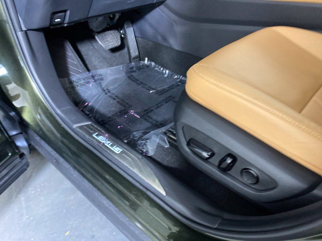 Used 2024 Lexus NX 350h AWD w/ Vision Package image 24