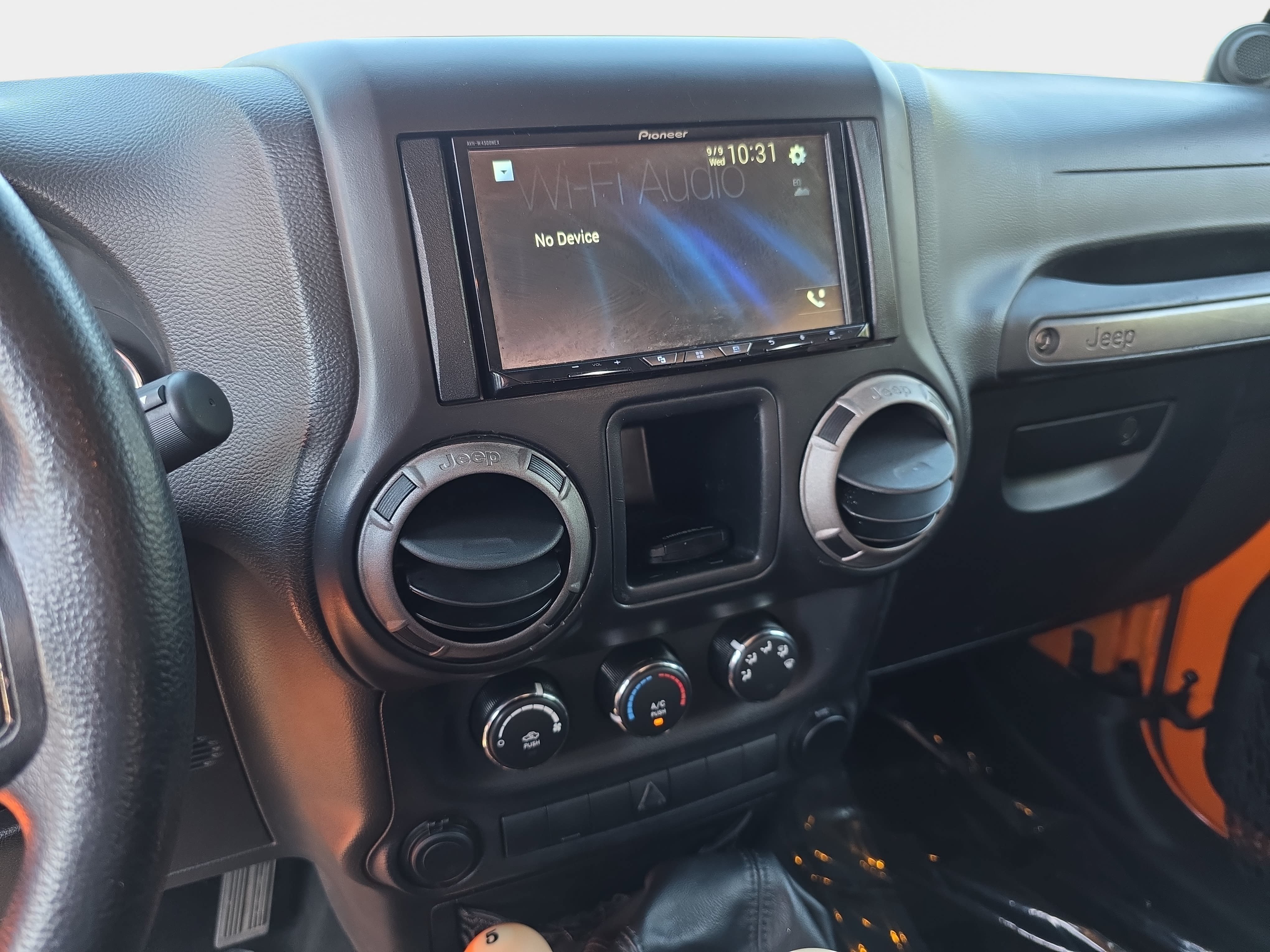 Used 2013 Jeep Wrangler Sport AWD/4WD image 17