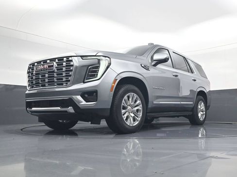 Used 2025 GMC Yukon Denali AWD/4WD image 29