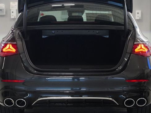 New 2026 Mercedes-Benz E 53 AMG e 4MATIC Sedan image 35
