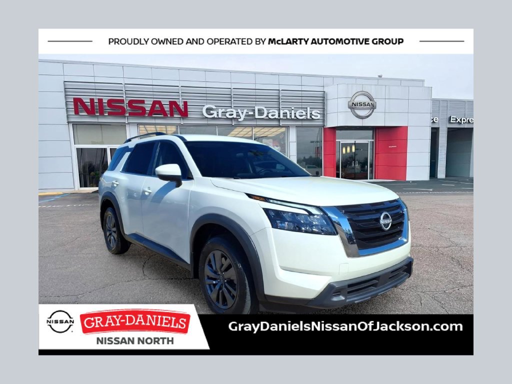 Used 2024 Nissan Pathfinder SV FWD 360° Tour
