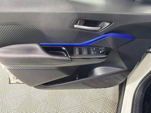 Used 2020 Toyota C-HR XLE image 13