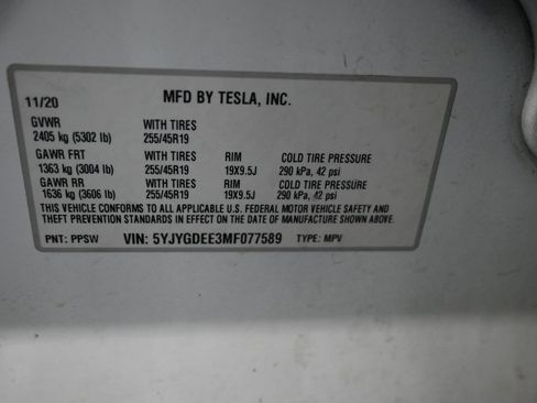 Used 2021 Tesla Model Y Long Range image 9