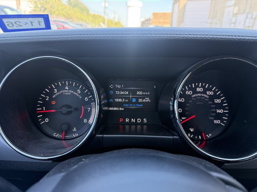 Used 2017 Ford Mustang Premium RWD image 9