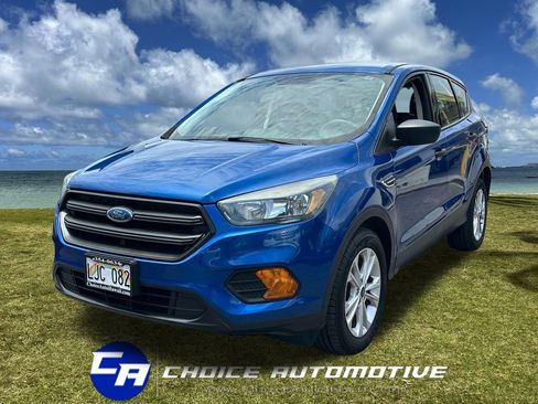 Used 2018 Ford Escape S FWD image 1