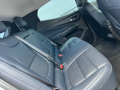 Used 2022 Chevrolet Bolt EUV Premier w/ Super Cruise Package FWD image 48