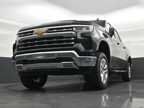 Used 2023 Chevrolet Silverado 1500 LTZ RWD image 30