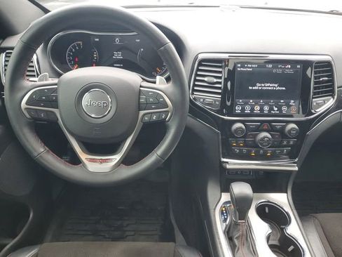 Used 2019 Jeep Grand Cherokee Trailhawk image 13