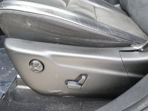 Used 2020 Jeep Grand Cherokee Laredo w/ Quick Order Package 2BN North image 15