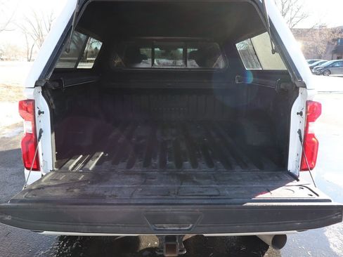 Used 2020 Chevrolet Silverado 2500 High Country image 15