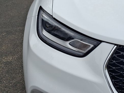 New 2026 Chrysler Pacifica Select image 9