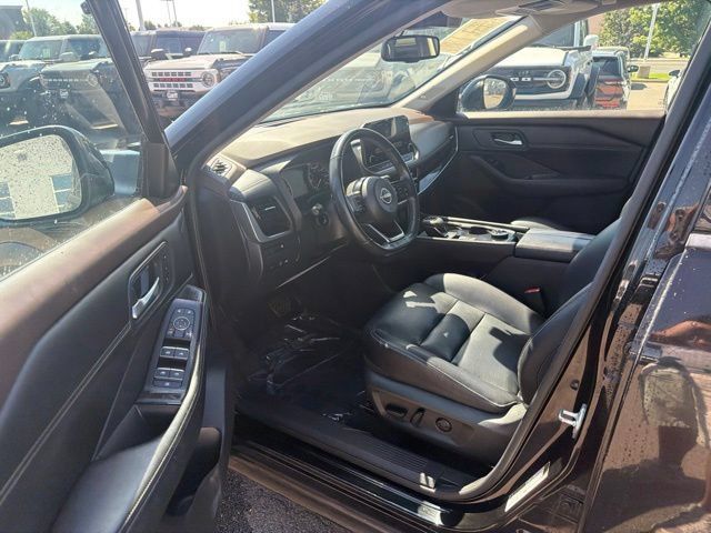 Used 2023 Nissan Rogue SL w/ SL Premium Package AWD/4WD image 15