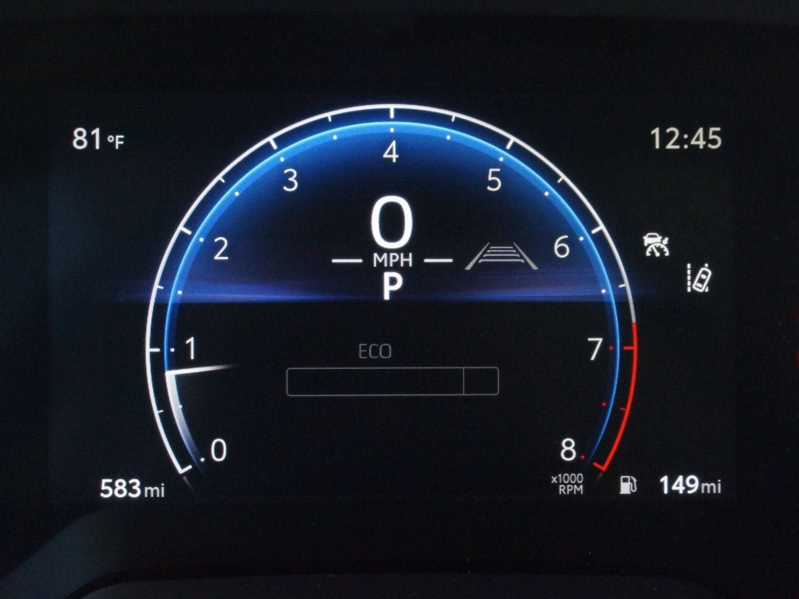 Used 2027 Toyota Corolla LE FWD image 4