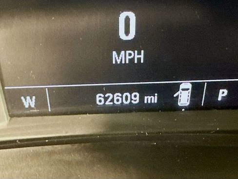 Used 2021 Chevrolet Equinox LS w/ LS Convenience Package image 22