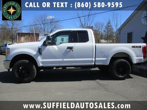 Used 2017 Ford F250 XLT w/ XLT Value Package image 1