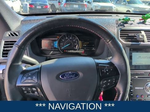 Used 2018 Ford Explorer Sport w/ Equipment Group 401A image 5