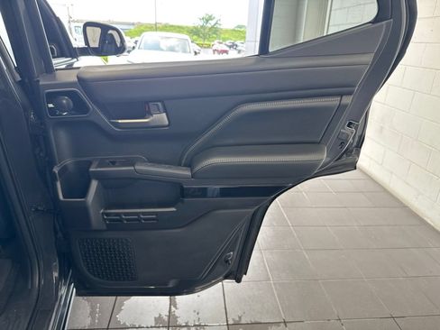 Used 2025 Toyota 4Runner Limited AWD/4WD image 50