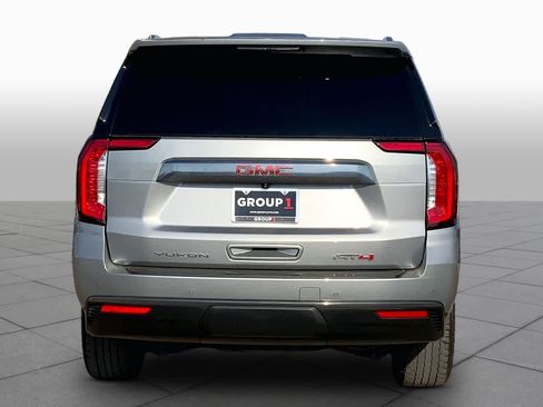 Used 2024 GMC Yukon AT4 w/ Technology Package AWD/4WD image 5