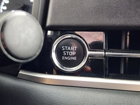 Used 2022 Mitsubishi Outlander ES AWD/4WD image 26