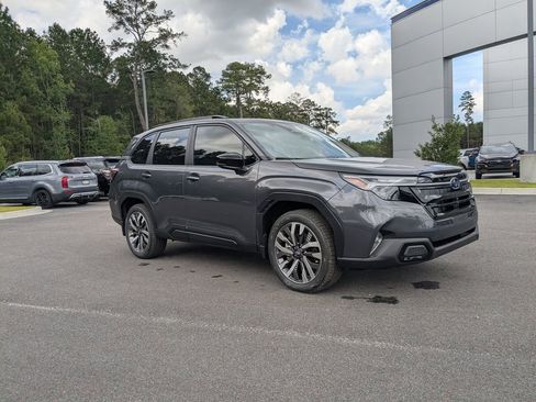 New 2026 Subaru Forester Touring AWD/4WD image 2