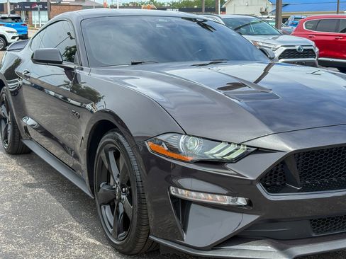 Used 2022 Ford Mustang GT w/ Equipment Group 301A RWD image 3