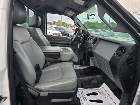Used 2016 Ford F250 XL RWD image 9