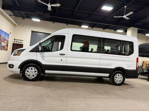 Used 2023 Ford Transit 350 XLT RWD image 8