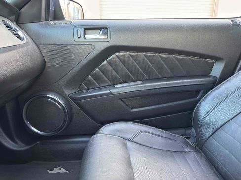 Used 2010 Ford Mustang Premium image 54