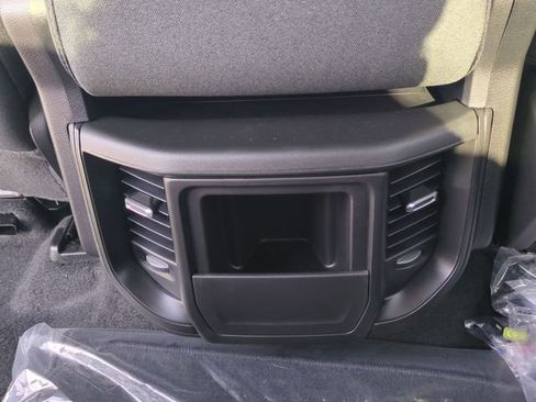 New 2026 RAM 1500 Express AWD/4WD image 27