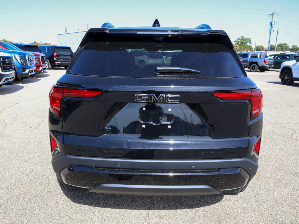New 2027 GMC Terrain Elevation w/ Elevation Premium Package AWD/4WD image 4