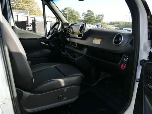Used 2022 Mercedes-Benz Sprinter 3500 w/ Charging Package, Dashboard image 71