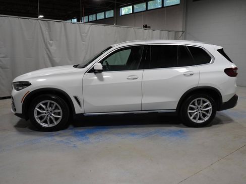 Used 2023 BMW X5 xDrive40i w/ Premium Package AWD/4WD image 14