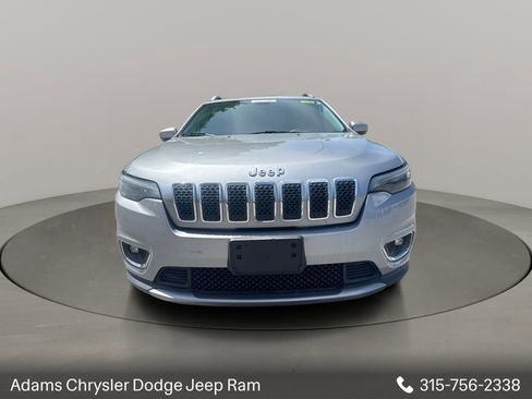Used 2019 Jeep Cherokee Limited AWD/4WD image 2