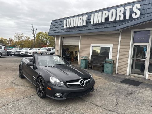 Used 2011 Mercedes-Benz SL 550 image 1