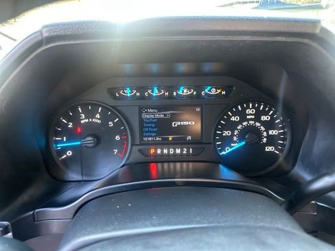 Used 2017 Ford F150 XL w/ Equipment Group 101A Mid image 33