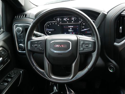Used 2022 GMC Sierra 1500 AT4 w/ AT4 Preferred Package image 12